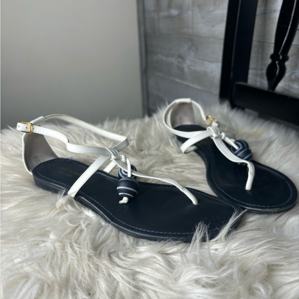 Kate Spade black white leather strappy tassle sandals size 9